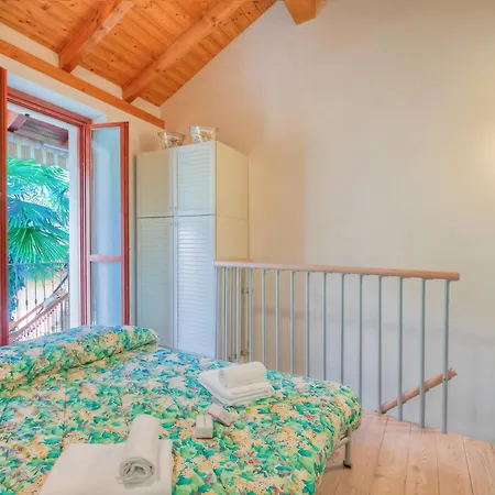Nyaraló La Casa Dell'Uva Fragola Outdoor Space - Happy Rentals Meina